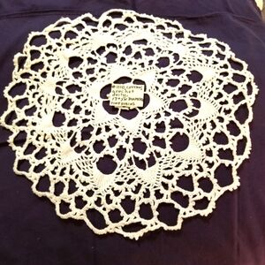 1110 Preowned 17" White Cotton Crochet Round Doily